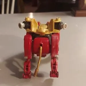 Figurine Power Rangers – Zord Lion Rouge – Deluxe Legendary Ranger – Bandai
